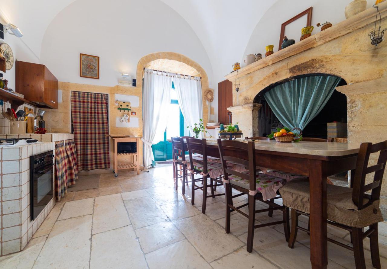 Villa In Gargano - Villa Basso Monte SantʼAngelo Buitenkant foto