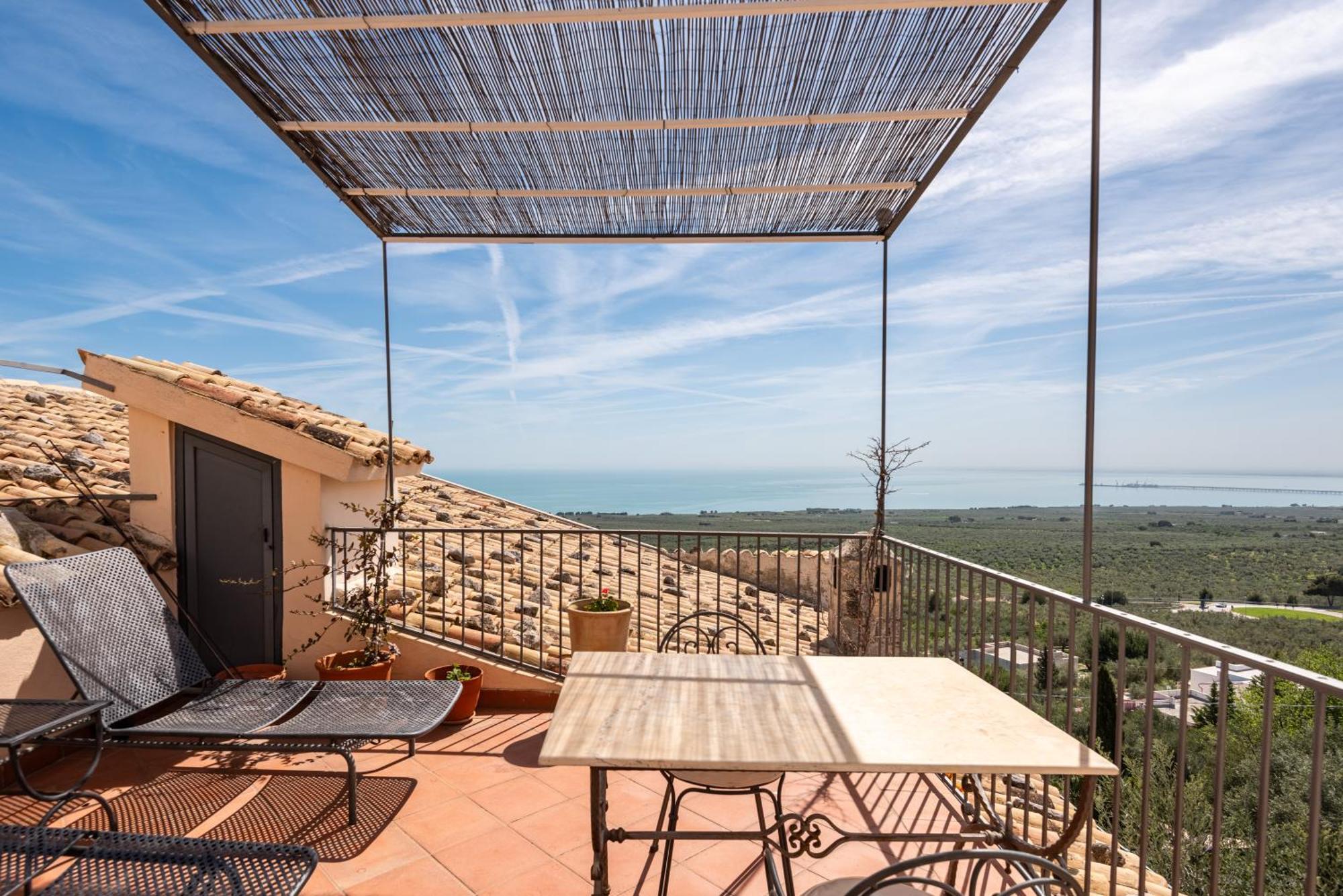 Villa In Gargano - Villa Basso Monte SantʼAngelo Buitenkant foto